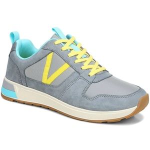 Barely worn Vionic Sneakers